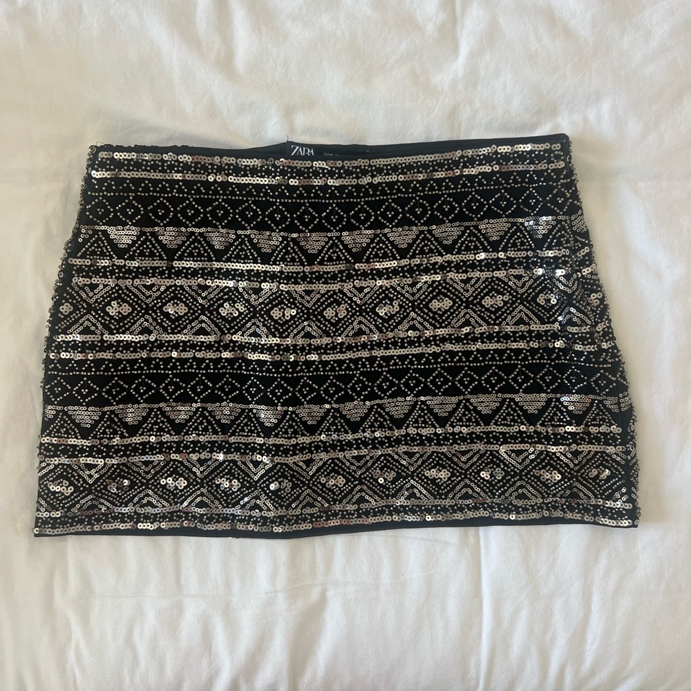 Zara Black and Silver Sequin Mini Pencil Skirt